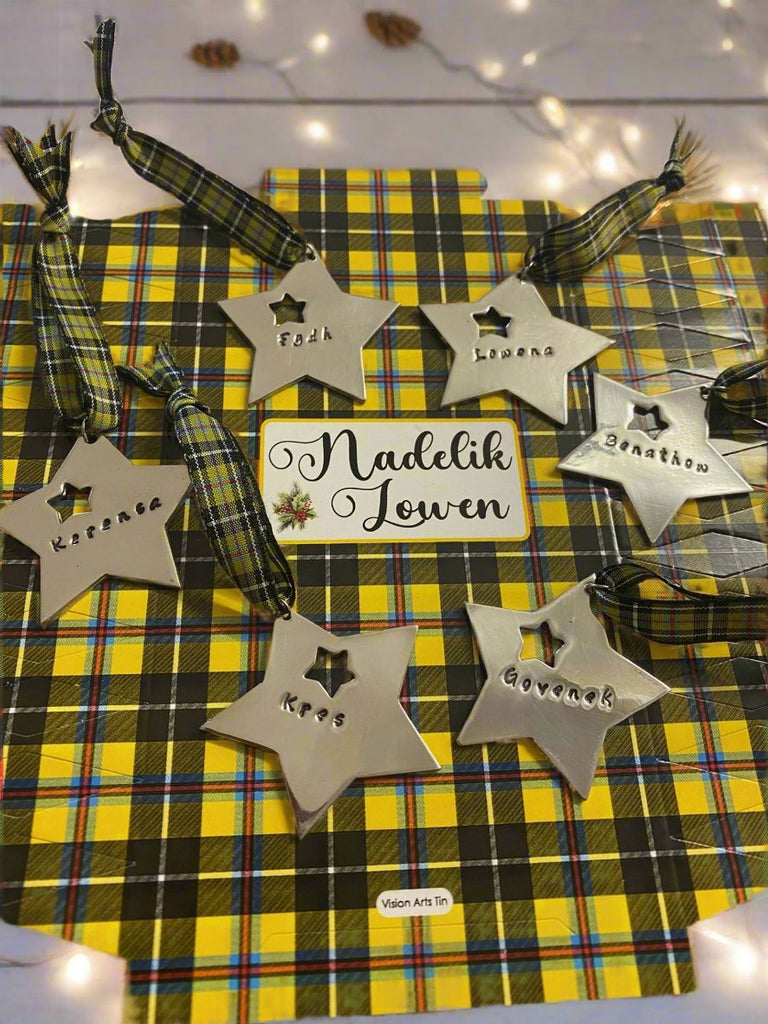 cornish christmas cracker stars kernewek 